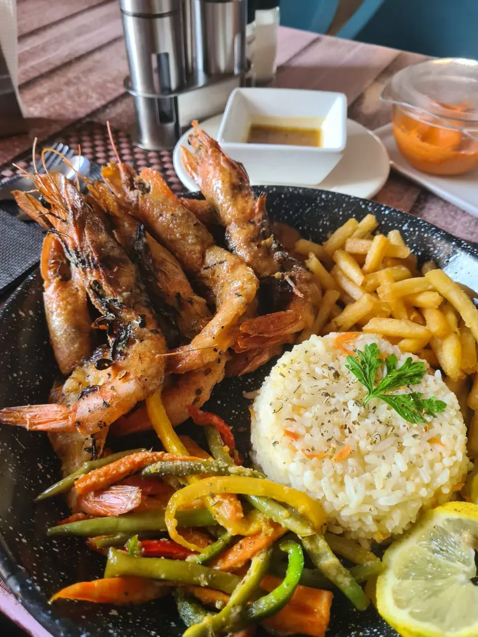 Grilled shrimp platter